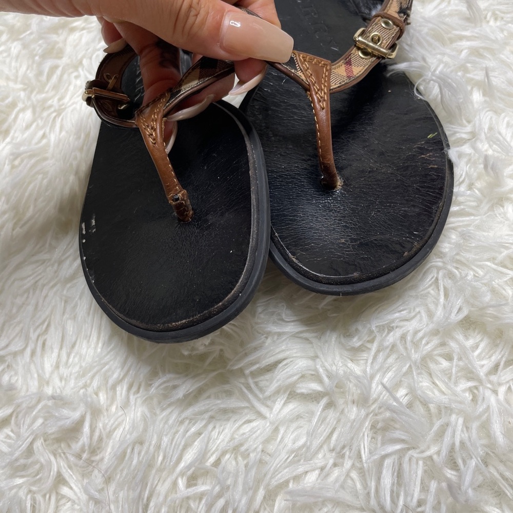 Women’s Burberry Sandals flip flops 6 - Picture 6 of 14